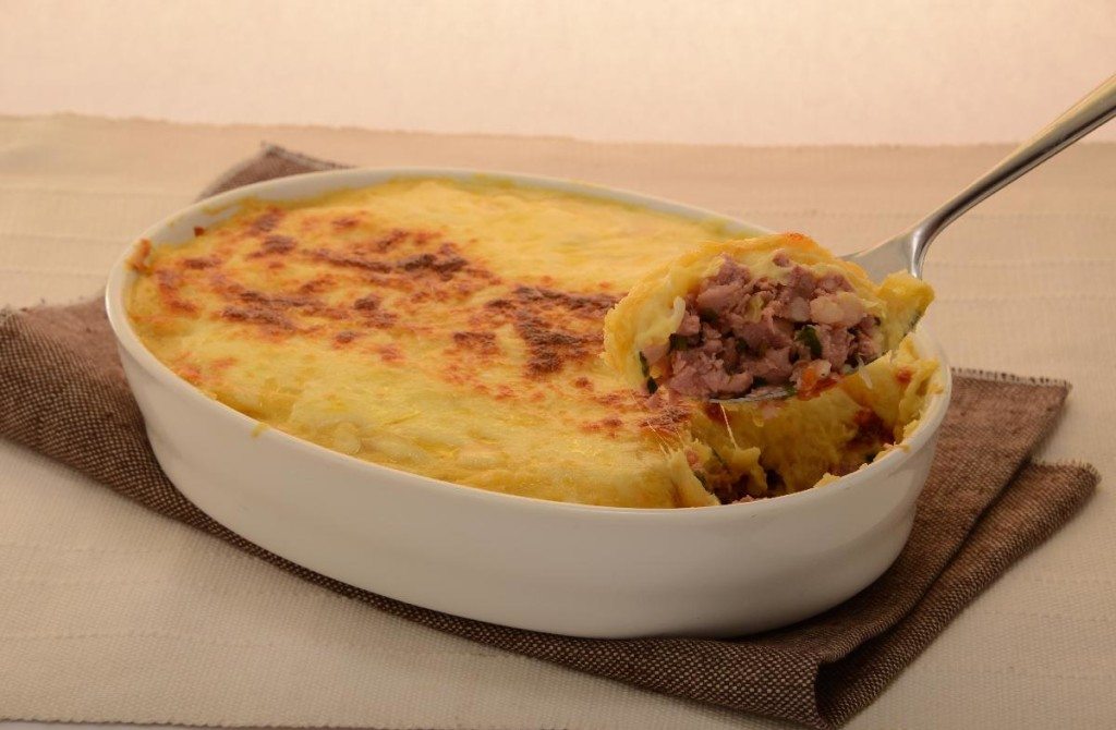 Receita de Escondidinho de linguiça com batata